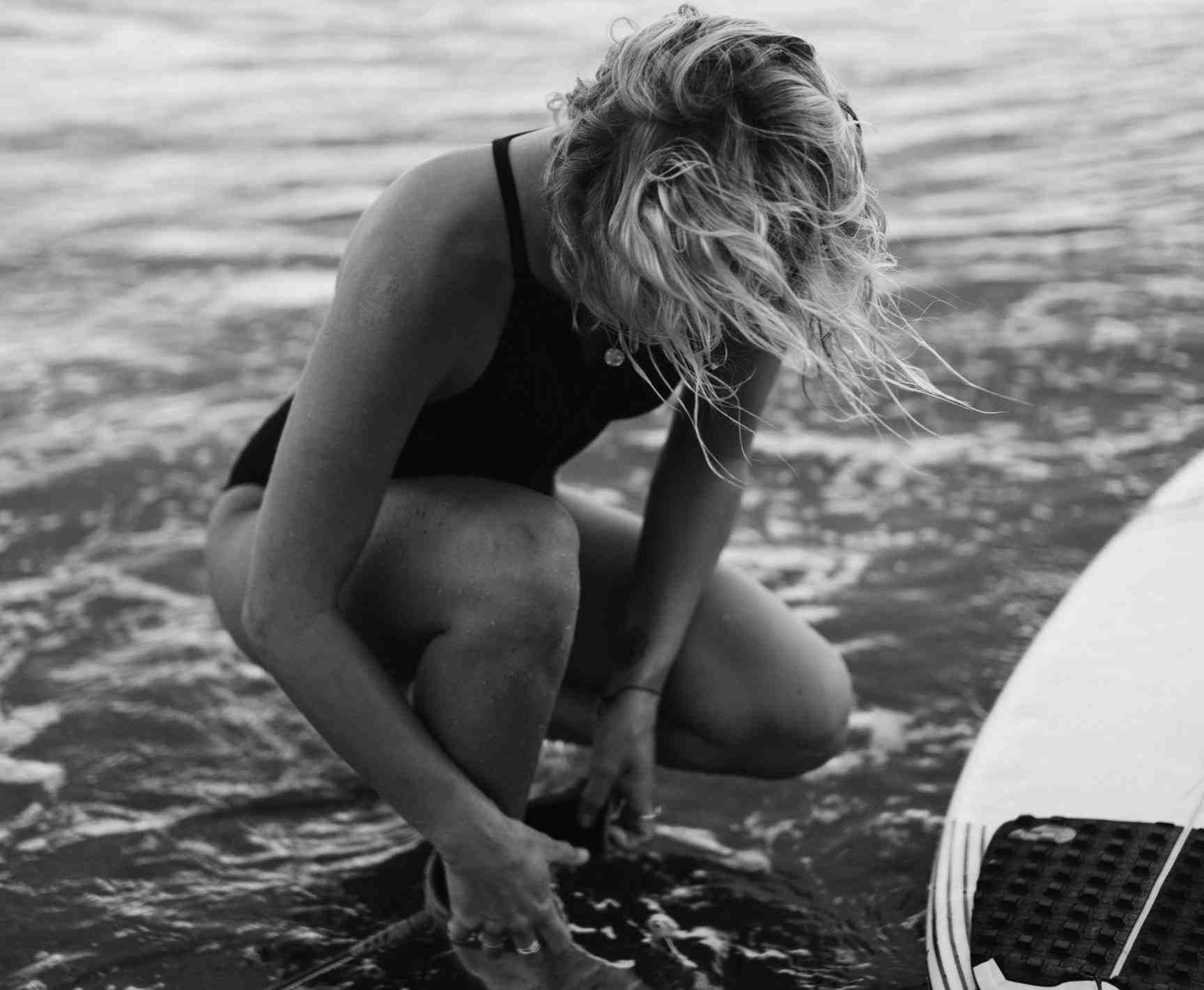 Comment choisir une planche de surf pour débutant ?