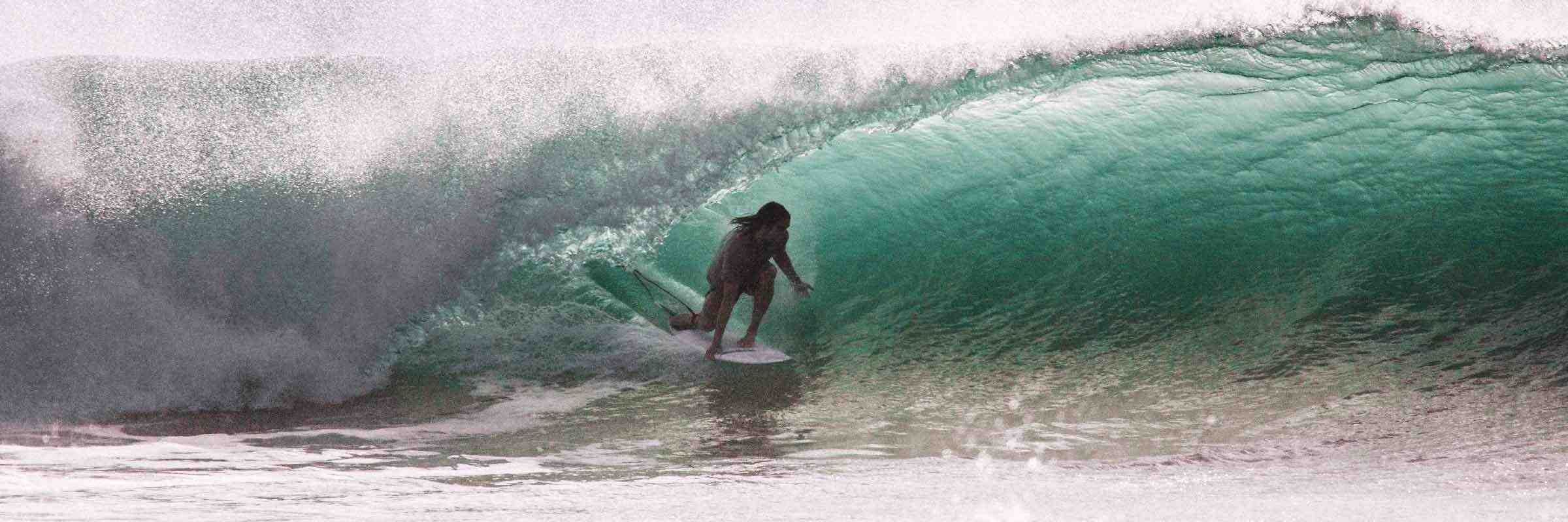 Où faire du surf toute l'année ?