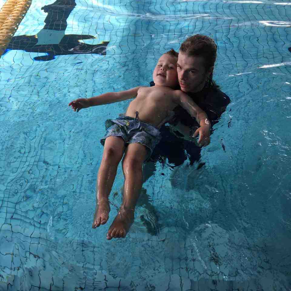 Quel âge pour apprendre à nager ?